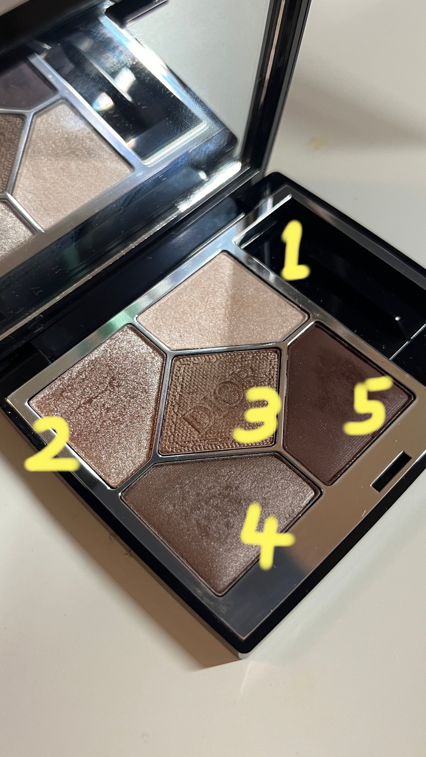 ディオールショウ サンク クルール/Dior/アイシャドウを使ったクチコミ(3枚目)