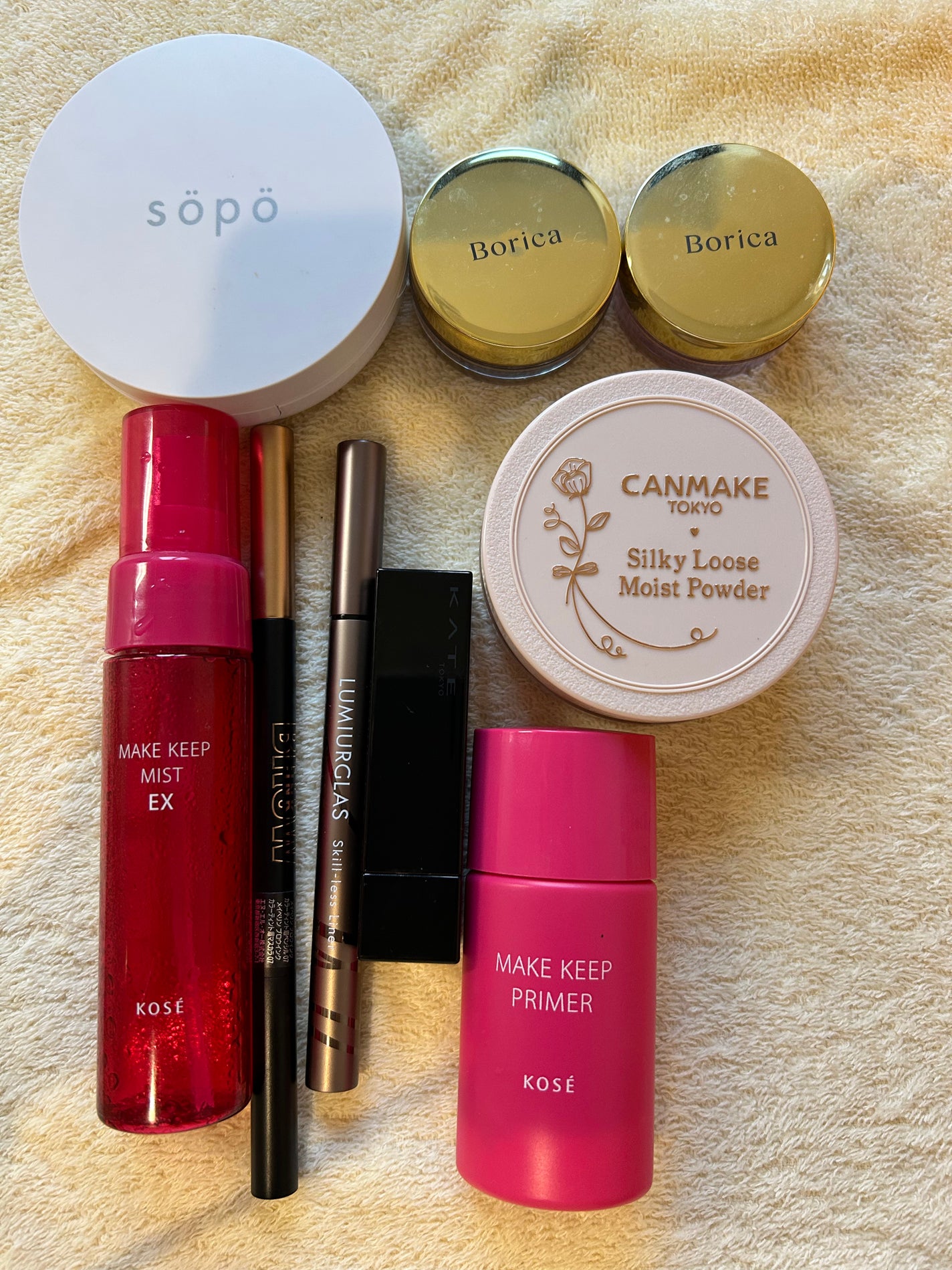 clover on LIPS 「昨日のメイク✼••┈┈••✼••┈┈••✼••┈┈••✼••┈..」(1枚目)