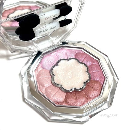 ブルームクチュール アイズ タイムレスグロウ/JILL STUART/アイシャドウパレットを使ったクチコミ(5枚目)