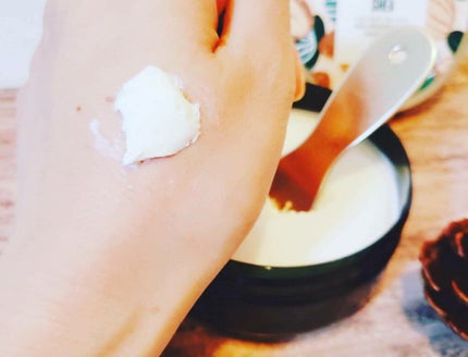 ボディバター シア/THE BODY SHOP/ボディクリームを使ったクチコミ(4枚目)