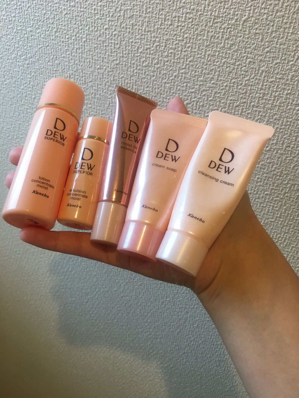 エマルジョンコンセントレート とてもしっとり/DEW スペリア/乳液を使ったクチコミ（1枚目）