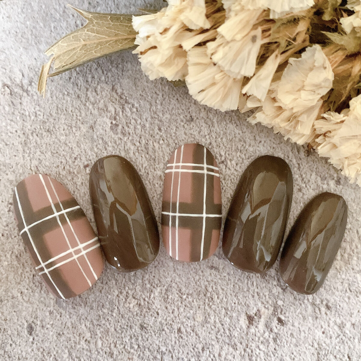 #秋冬ネイル,#チェックネイルのネイルデザイン