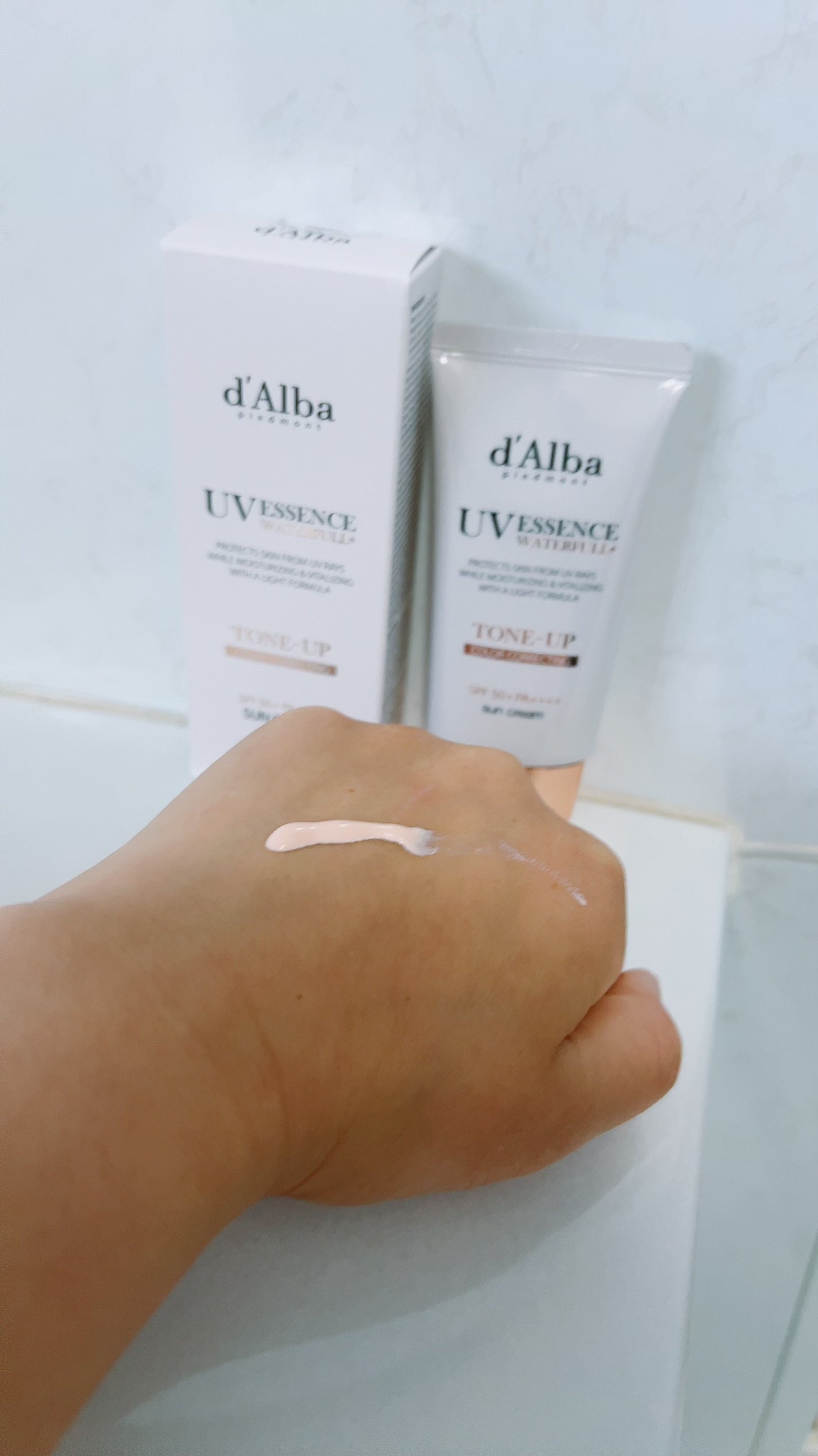 ウォータフルトーンアップサンクリーム/ダルバ/日焼け止めクリームを使ったクチコミ(2枚目)
