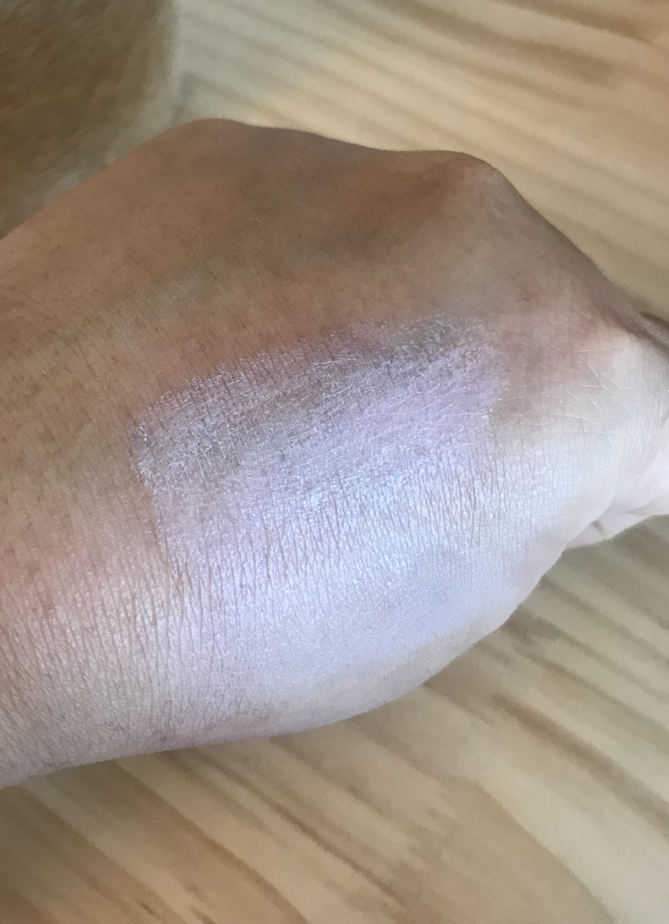 タッチオンカラーズ (パール) 02P アイボリー/ナチュラグラッセ/ジェル・クリームアイシャドウを使ったクチコミ（2枚目）