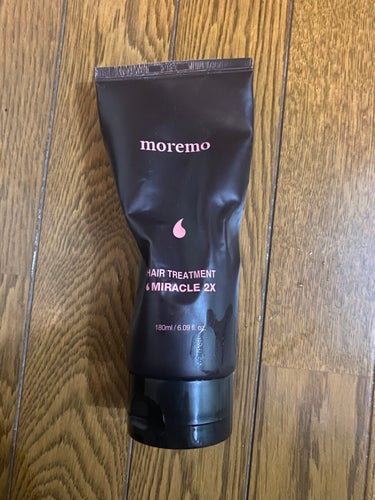 使い切りヘアケア
moremo　ヘアトリートメント ミラクル2Ｘ / HAIR TREATMENT MIRACLE2X

これはとってもいい！
香りがいいし、髪ツルツルになる。

けど、前使ってたfinoと比べると、同じ仕上がりなのに高いかな。
香りだけはフィーノよりいいけど。

めちゃいいけどこれ使うならフィーノでいいかなって感じ。
 #湿気に負けないアイテム 
の画像 その0