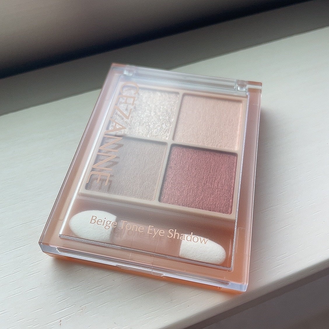 ベージュトーンアイシャドウ/CEZANNE/アイシャドウパレットを使ったクチコミ(2枚目)