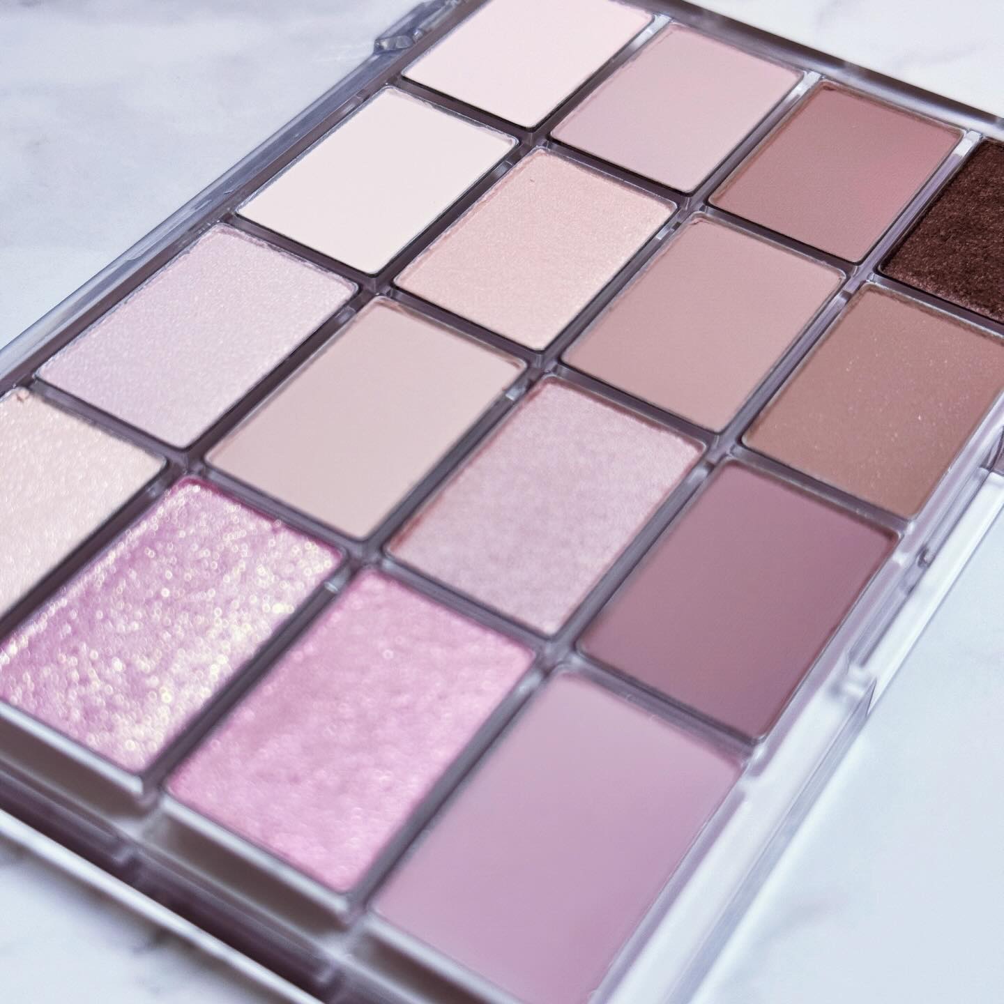 ソフトブラーリングアイパレット 02.ライブリーブラーリング/wakemake/アイシャドウパレットを使ったクチコミ（2枚目）