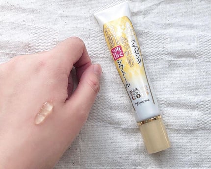 ホワイトラベル 金のプラセンタもっちり白肌濃シワトールのクチコミ「
気になる目元を濃密プラセンタで集中ケア!꒰金のプラセンタもっちり白肌シワトール꒱
ピンっと.....」(1枚目)