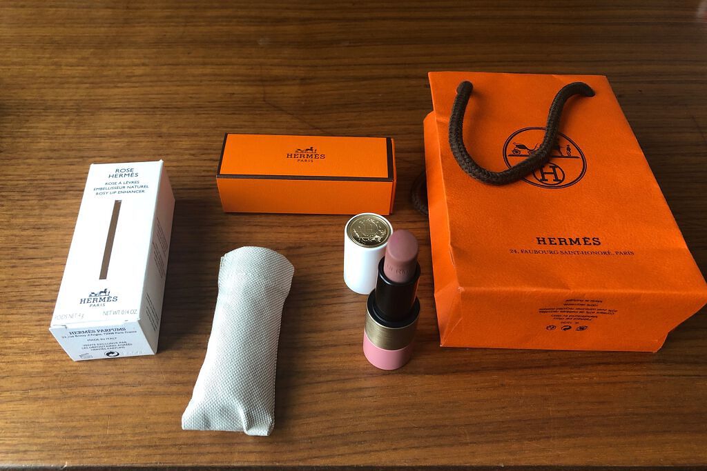 ローズ・エルメス ローズ ア レーヴル/エルメス/口紅を使ったクチコミ(3枚目)