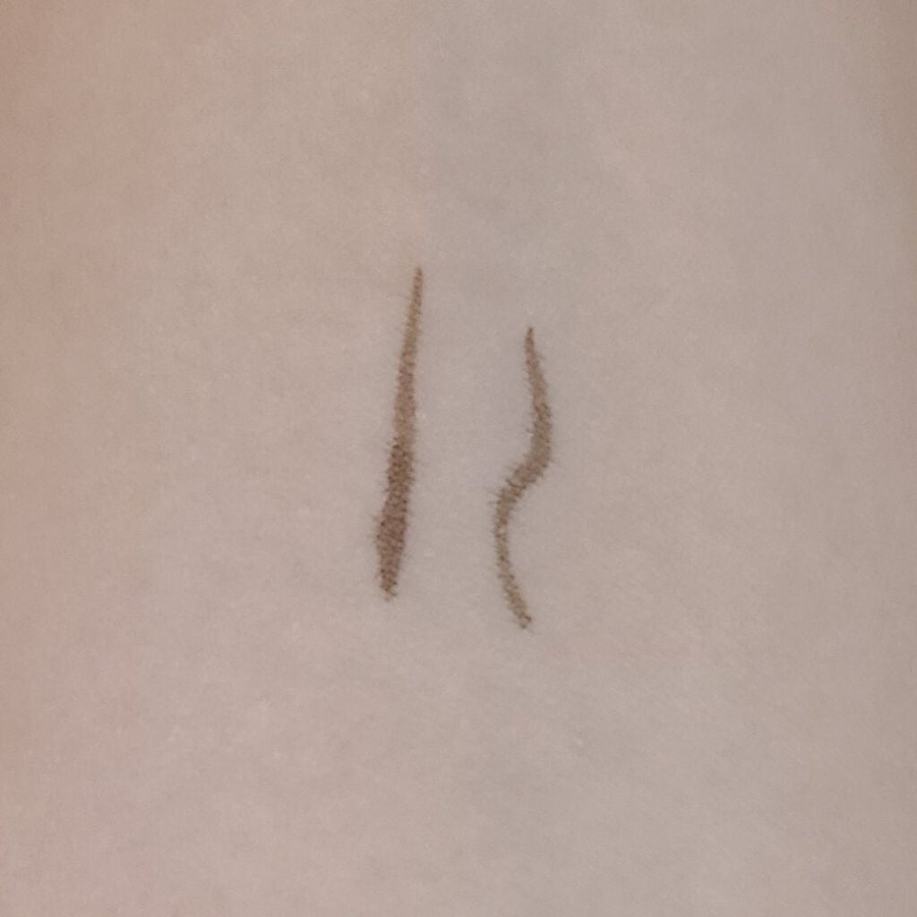 シルキーリキッドアイライナーWP/D-UP/リキッドアイライナーを使ったクチコミ(2枚目)