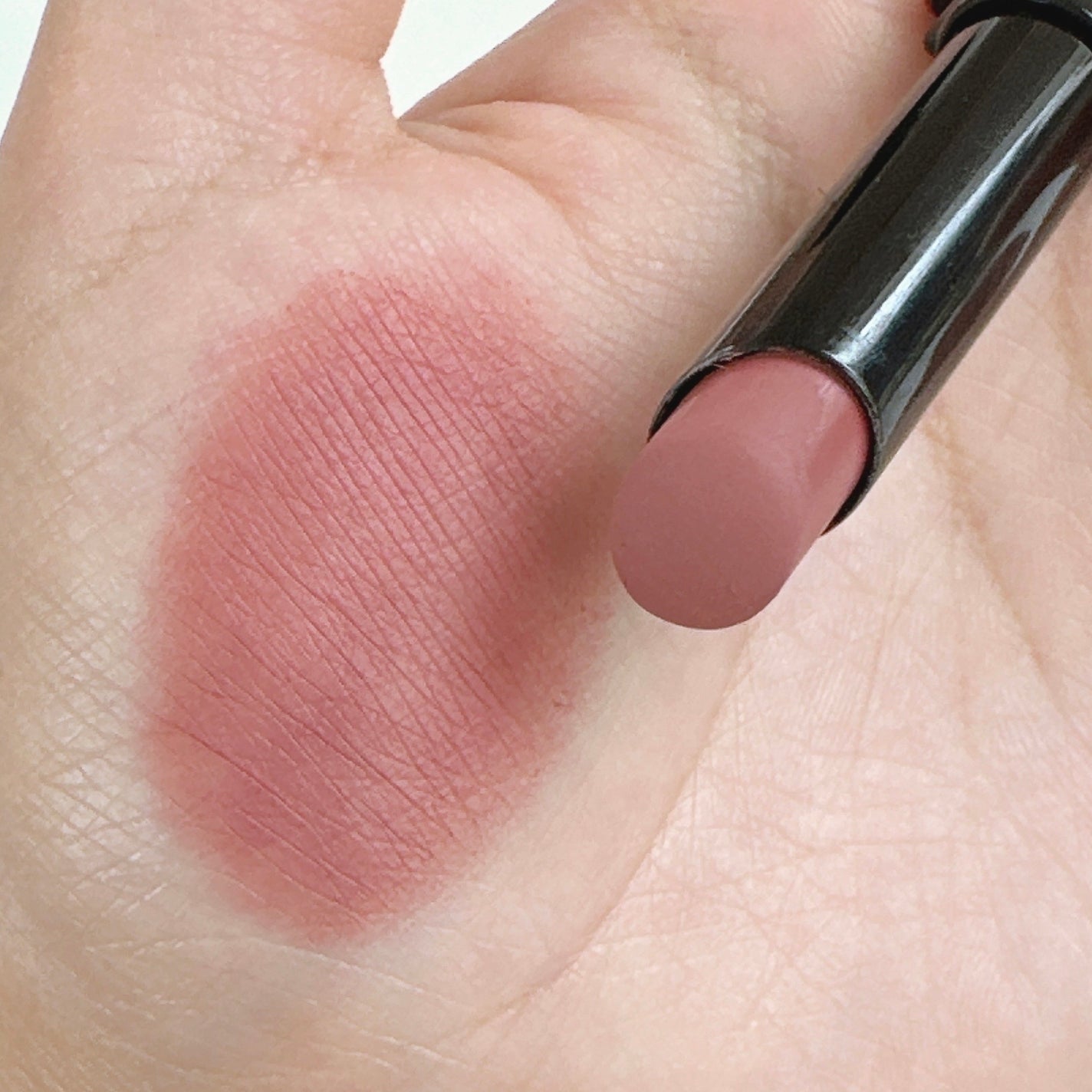 パワーマット リップスティック/NARS/口紅を使ったクチコミ(2枚目)