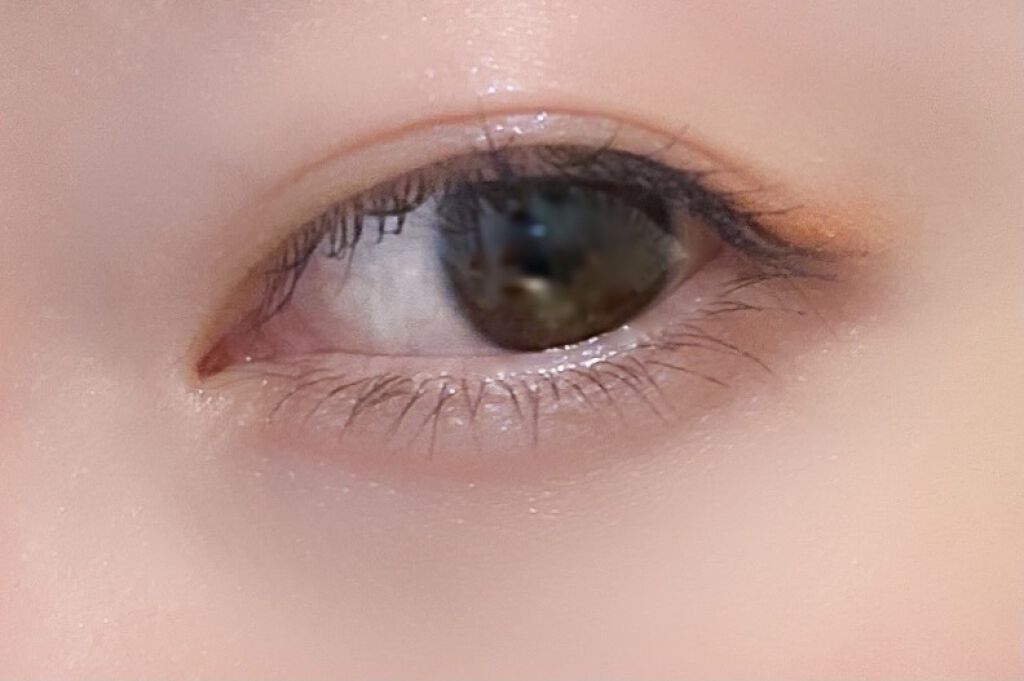 スキルレスライナー/LUMIURGLAS/リキッドアイライナーを使ったクチコミ（3枚目）