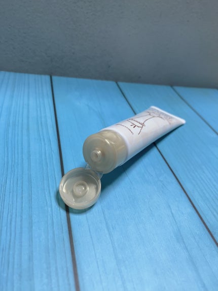 ハリーハリー 薬用おとなの美くびクリーム リッチ(医薬部外品)/ハリーハリー/ネック・デコルテケアを使ったクチコミ(3枚目)