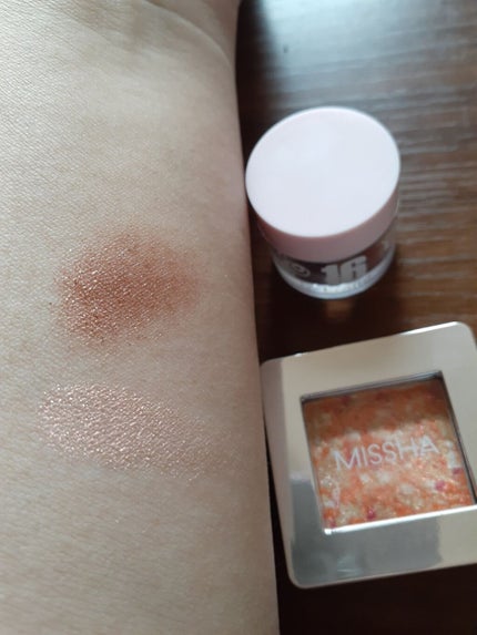 16BRAND 16CANDY ROCK PEAEL POWDERのクチコミ「銅色?カッパー?とにかく探し求めてた色に出会えた🎵しかも400円でこの輝き‼️シャンブルという.....」(3枚目)