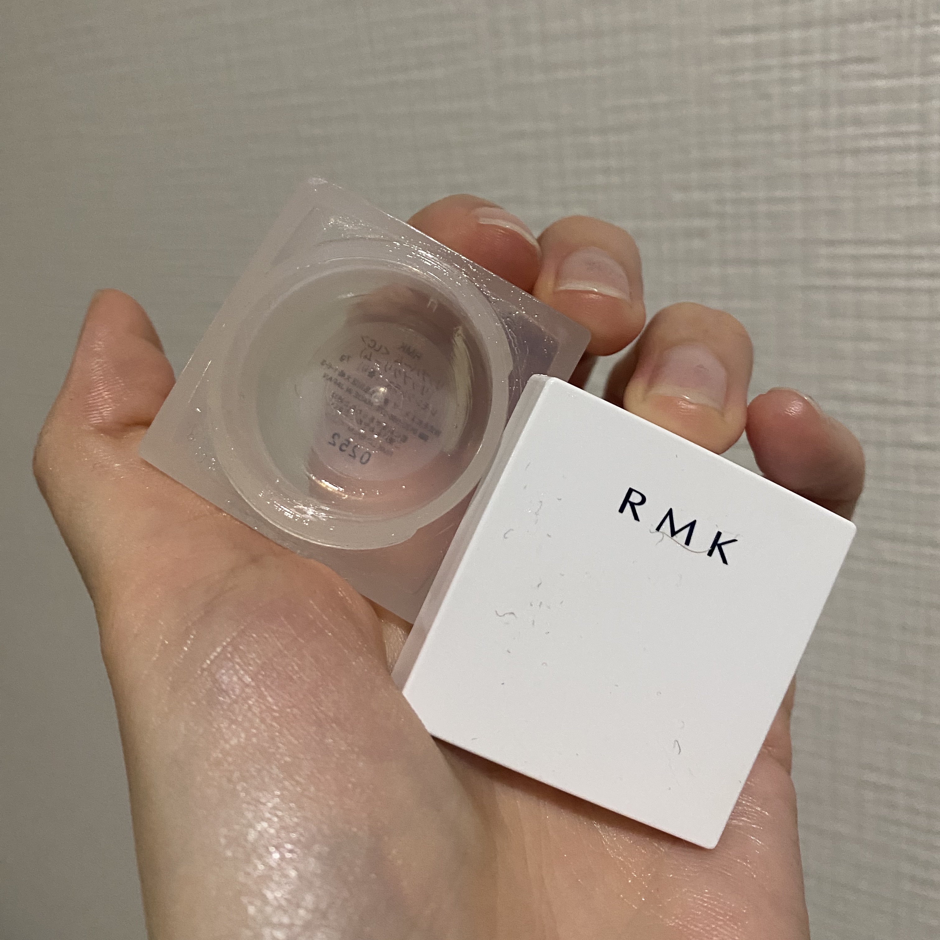 リップバーム＜LC＞/RMK/リップバームを使ったクチコミ（1枚目）