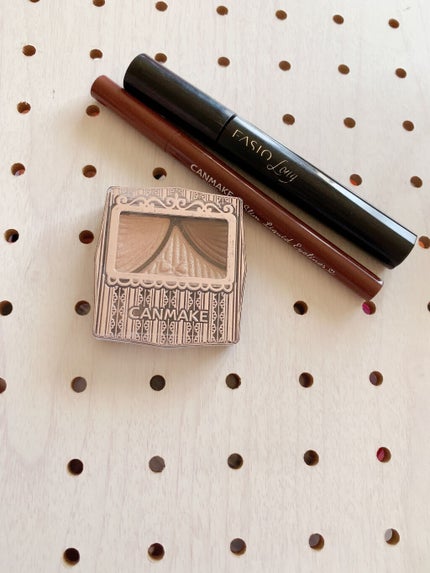 ジューシーピュアアイズ/キャンメイク/アイシャドウパレットを使ったクチコミ(2枚目)