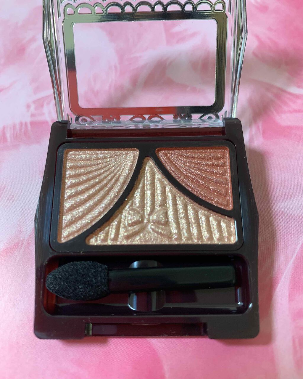 ジューシーピュアアイズ/キャンメイク/アイシャドウパレットを使ったクチコミ（2枚目）