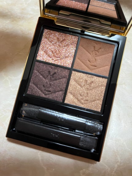 クチュール ミニ クラッチ/YVES SAINT LAURENT BEAUTE/アイシャドウパレットを使ったクチコミ(3枚目)