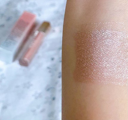 スターダイヤモンドストリーマーリキッドアイシャドウ/HEXZE(ヘックスゼ)/リキッドアイシャドウを使ったクチコミ(3枚目)