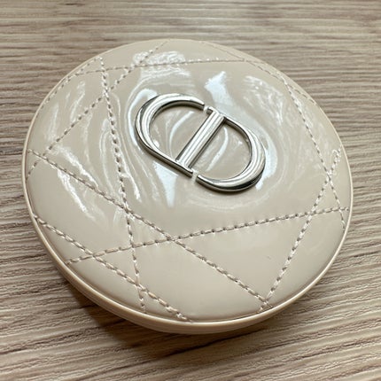 ディオールスキン フォーエヴァー クチュール ルミナイザー/Dior/プレストパウダーを使ったクチコミ(2枚目)