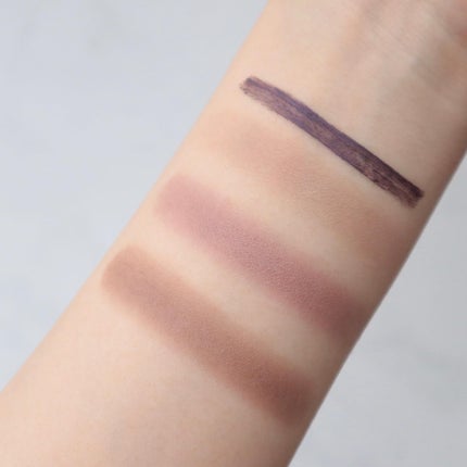 濱田あおい on LIPS 「..水越みさとさんが色を監修された眉マスカラと眉パウダー🌿どれ..」(6枚目)