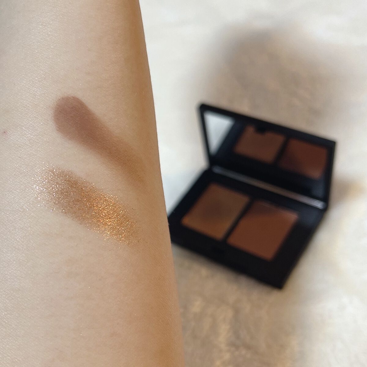 シングルアイシャドー 5319/NARS/単色アイシャドウを使ったクチコミ（2枚目）