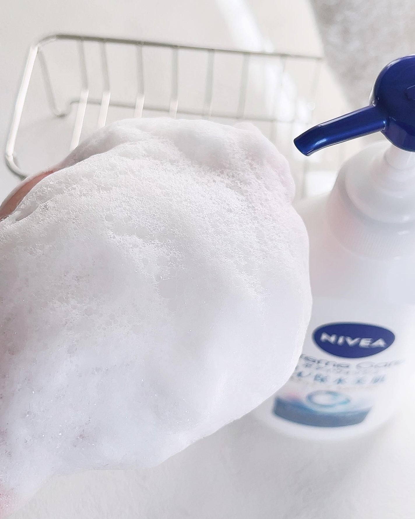 クリームケア ボディウォッシュ W保水美肌 リラクシングソープの香り/ニベア/ボディソープを使ったクチコミ(4枚目)