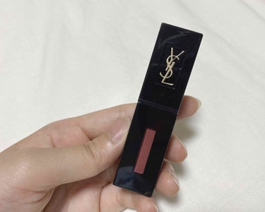 ルージュ ピュールクチュール ヴェルニ ヴィニルクリーム No.407 カーミンセッション/YVES SAINT LAURENT BEAUTE/口紅を使ったクチコミ（1枚目）