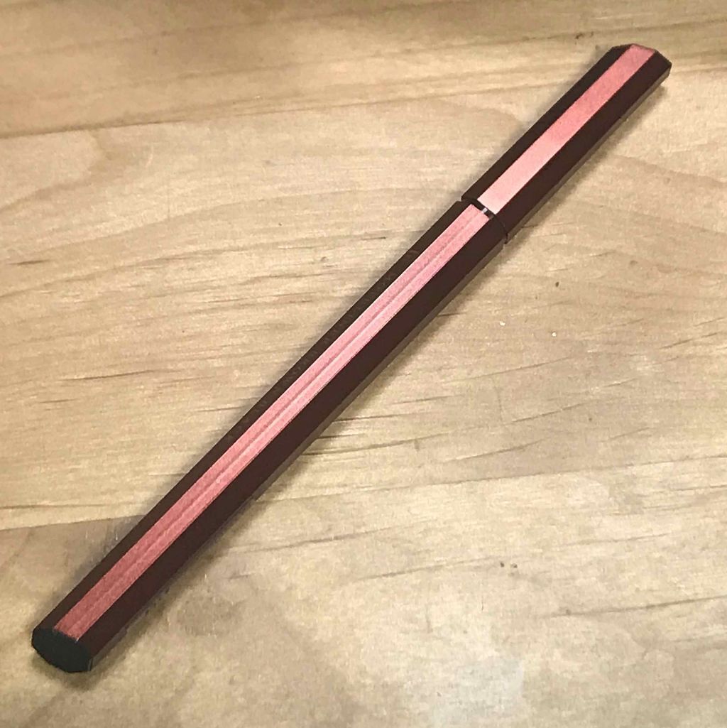 モテライナー リキッド/UZU BY FLOWFUSHI/リキッドアイライナーを使ったクチコミ（1枚目）