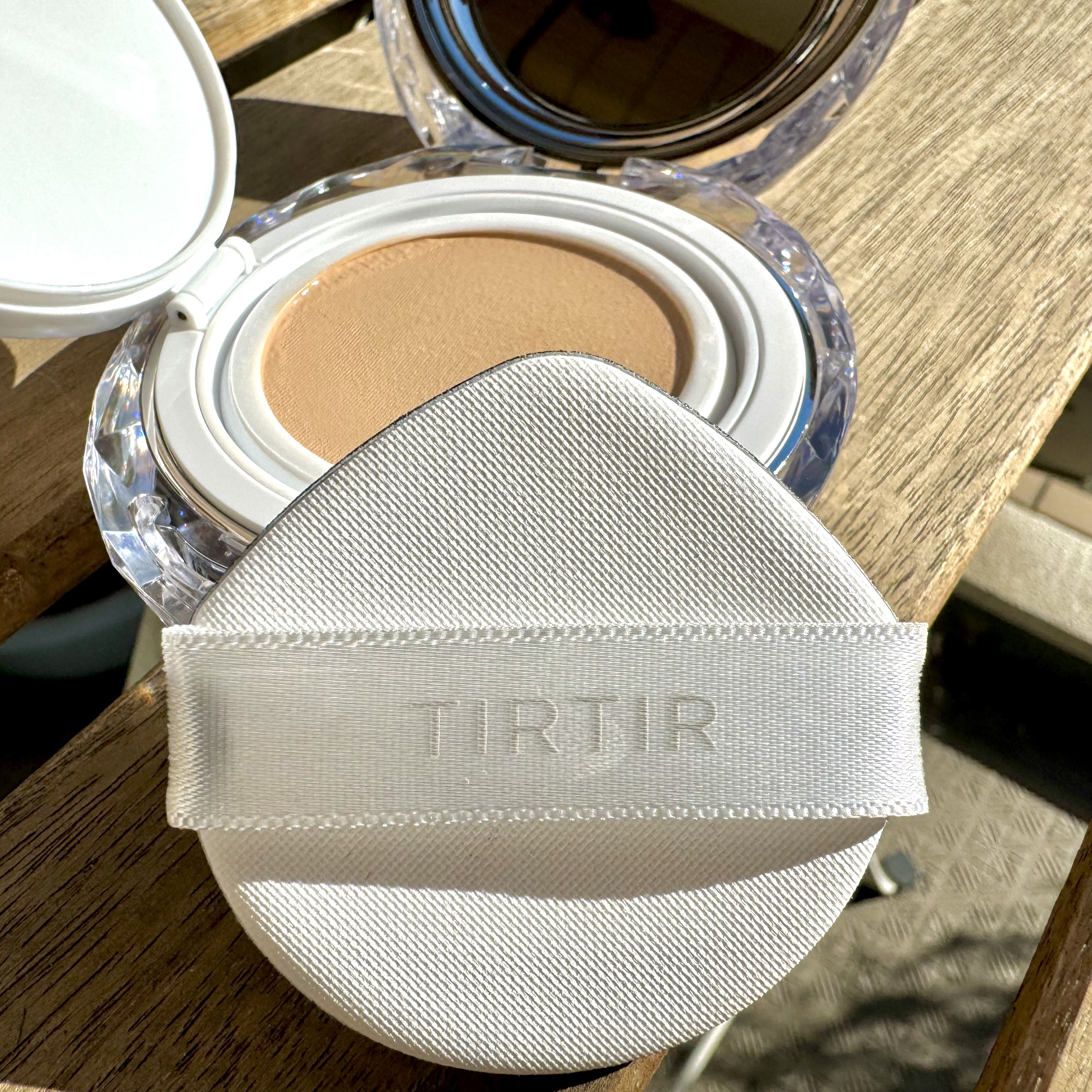 マスクフィット クリスタルメッシュクッション/TIRTIR(ティルティル)/クッションファンデーションを使ったクチコミ（2枚目）