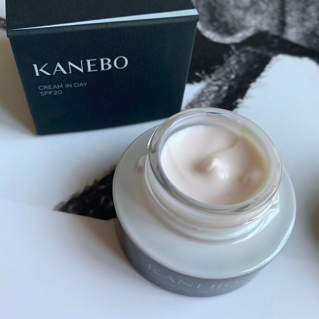 Anna on LIPS 「#コスメ購入品 🕊朝用&夜用クリームを新調☺️それぞれ使..」(2枚目)