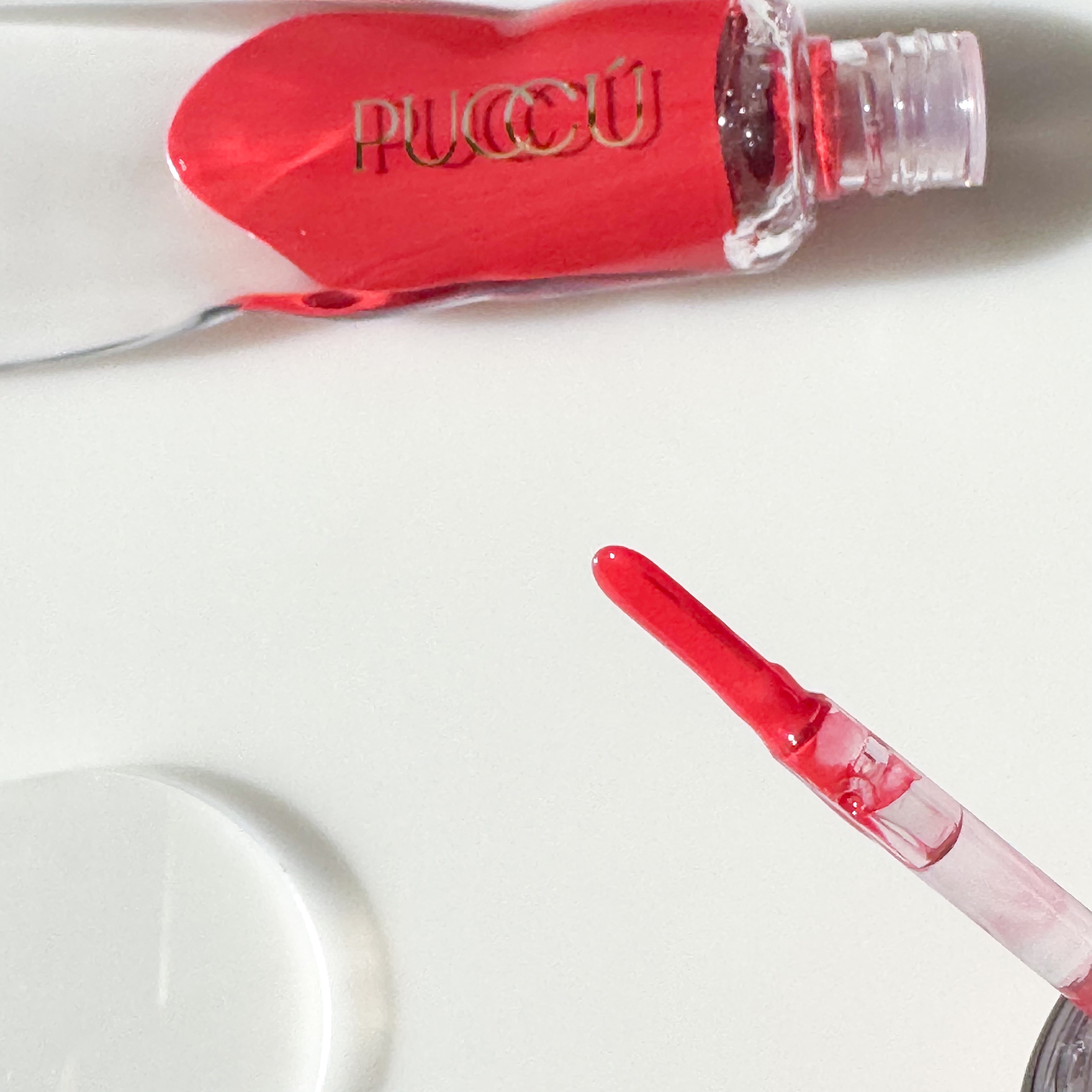 カラーリップセラム/PUCCÚ/リップグロスを使ったクチコミ（2枚目）