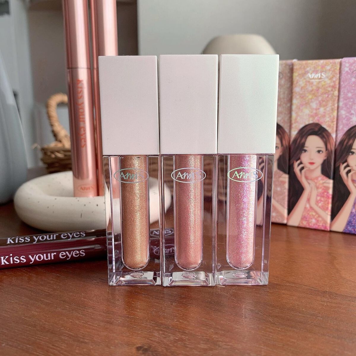 グリッターリキッドアイシャドウ/all my things/グリッターを使ったクチコミ（2枚目）