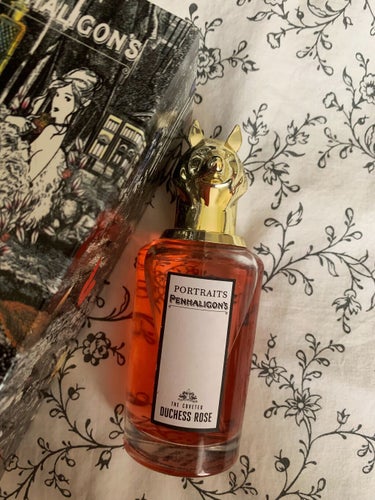 初ペンハリガンだったけど（涙）


初めてペンハリガンの香水を買いました。
ザ コヴェテッド デュシェス  ローズ オードパルファム、誰からも愛されるローズ公爵夫人です。


ポートレートシリーズが気に