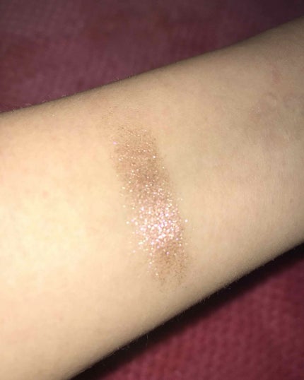 ダズルシャドウ/M・A・C/単色アイシャドウを使ったクチコミ(4枚目)