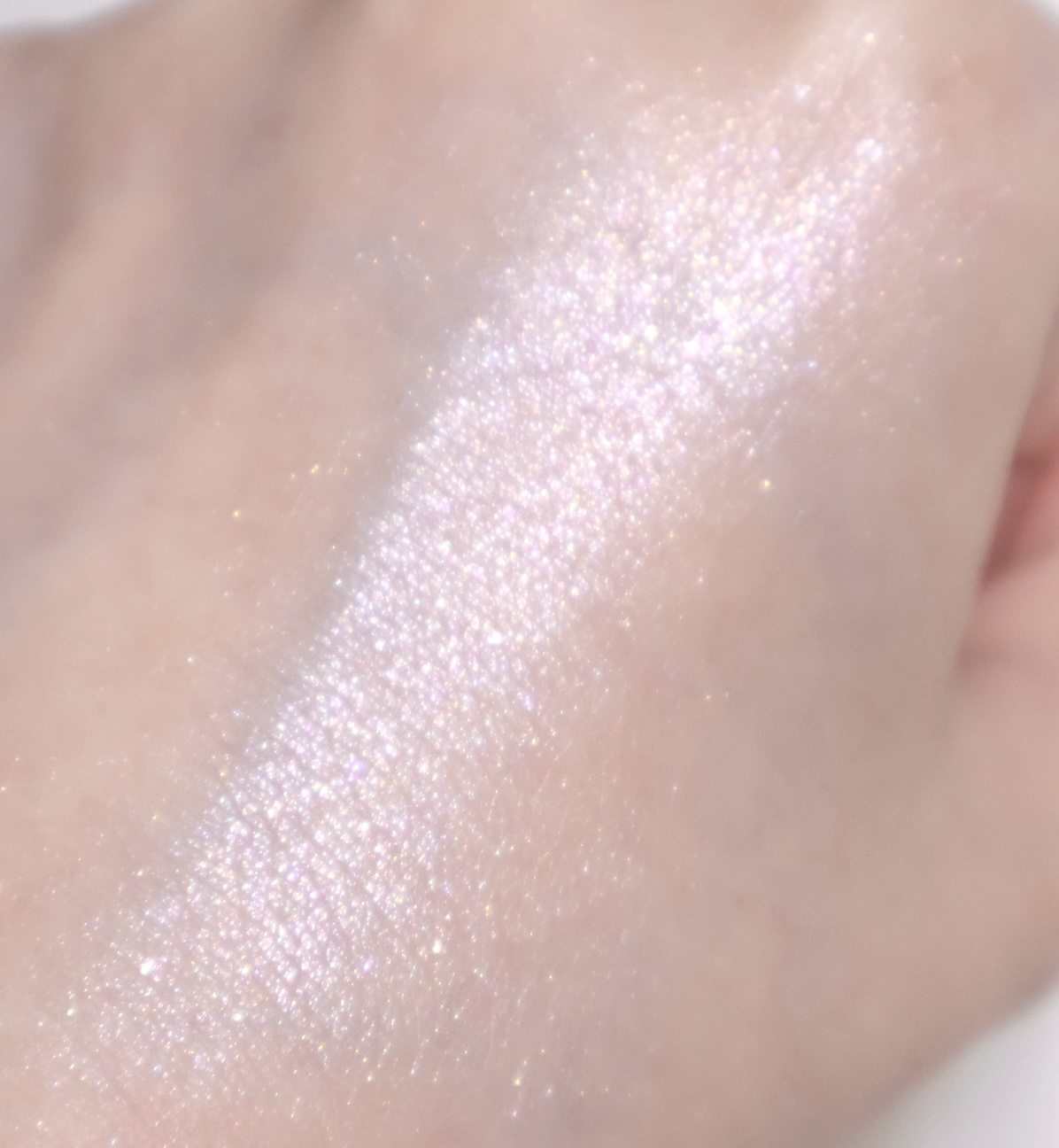 パールグロウハイライト/CEZANNE/ハイライト・シェーディングを使ったクチコミ（3枚目）