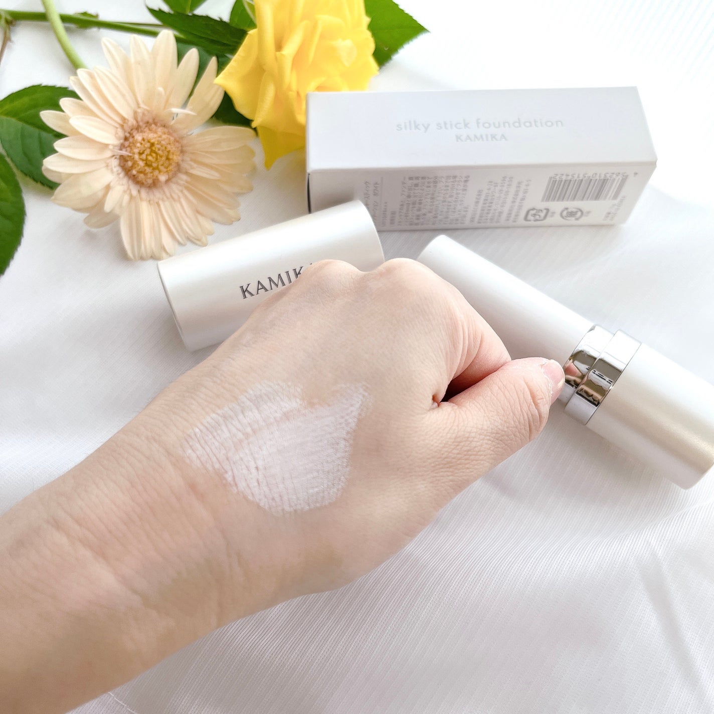 シルキースティックファンデーション/KAMIKA/その他ファンデーションを使ったクチコミ(4枚目)