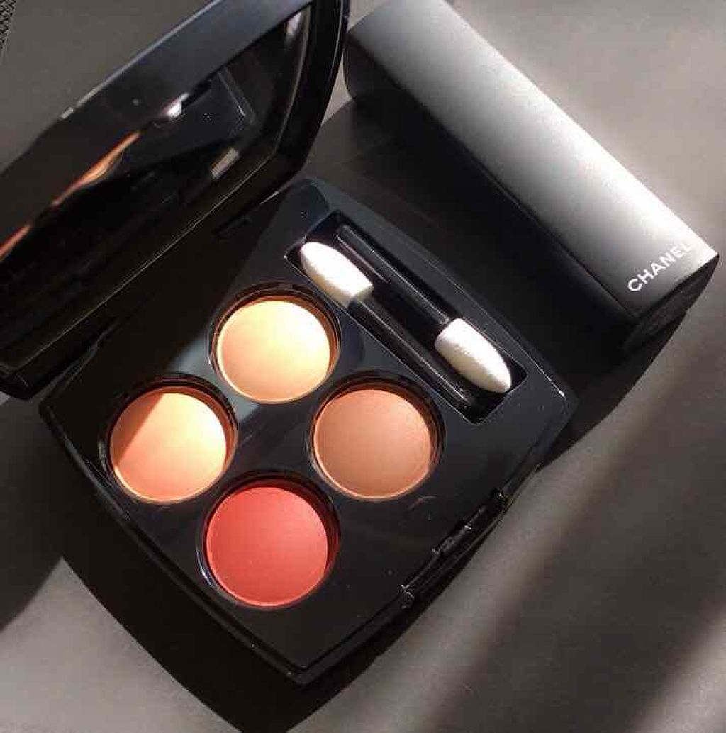 レ キャトル オンブル/CHANEL/アイシャドウパレットを使ったクチコミ（1枚目）