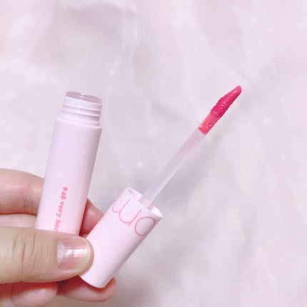 ジューシーラスティングティント/rom&nd/リップティントを使ったクチコミ(2枚目)