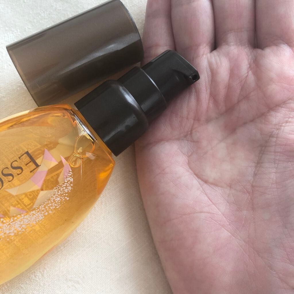 CCオイル/エッセンシャル/ヘアオイルを使ったクチコミ(2枚目)