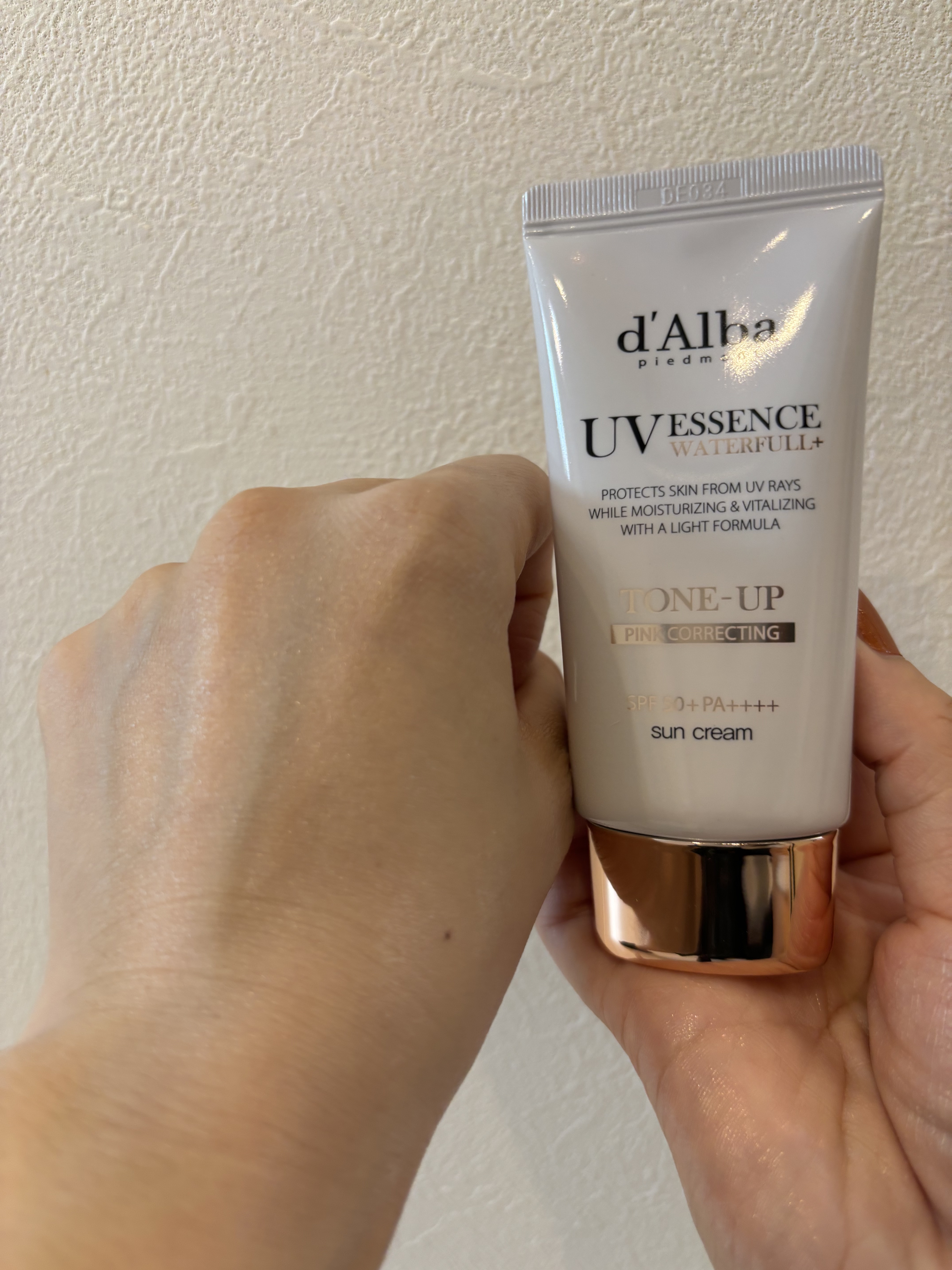 ウォータフルトーンアップサンクリーム/ダルバ/日焼け止めクリームを使ったクチコミ（3枚目）