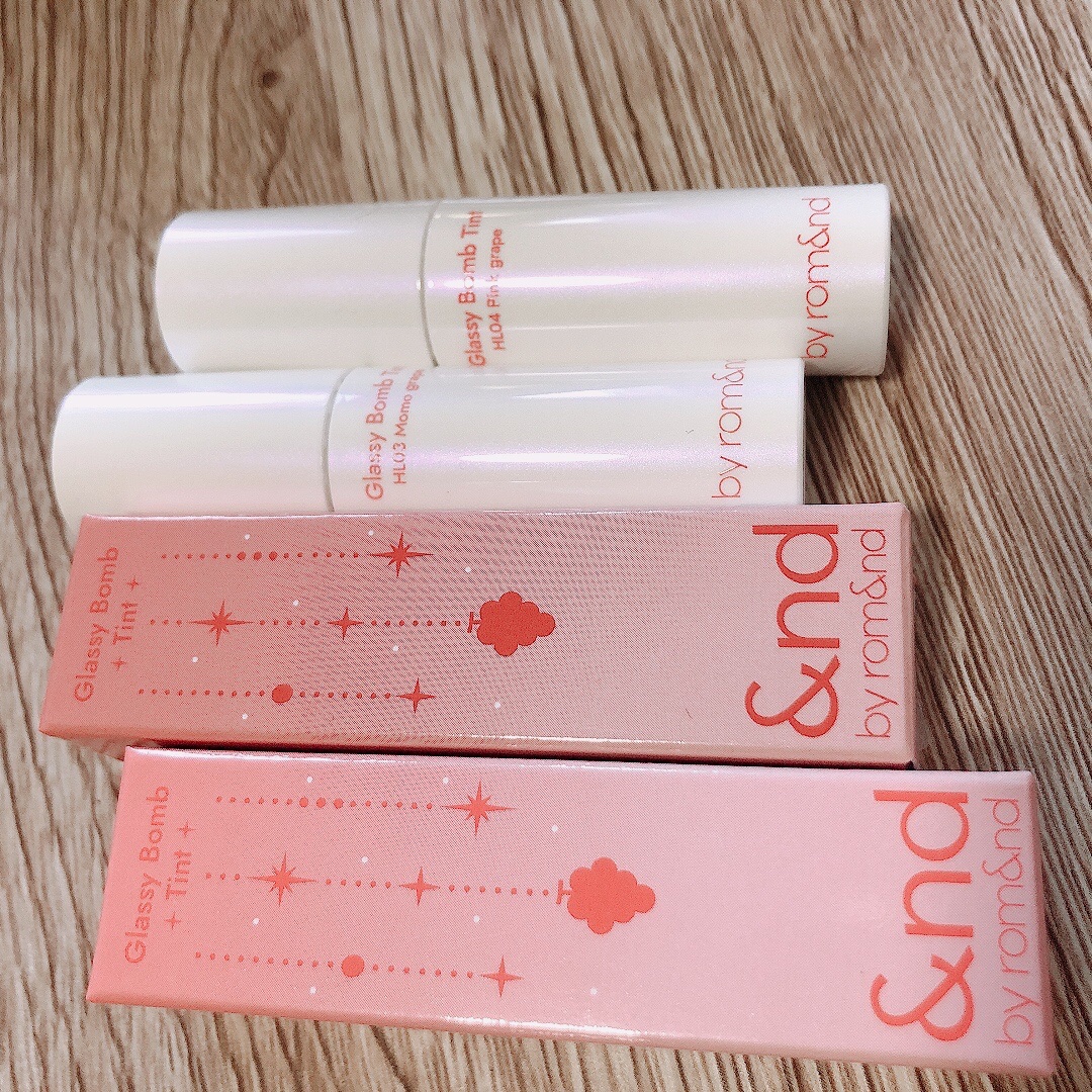 アンドバイロムアンド　グラッシーボムティント/&nd by rom&nd/リップティントを使ったクチコミ（1枚目）