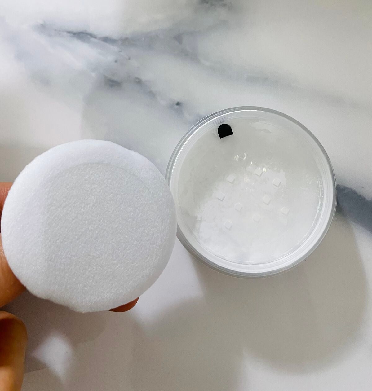 ポアセバムパウダー/One-day's you/ルースパウダーを使ったクチコミ(2枚目)