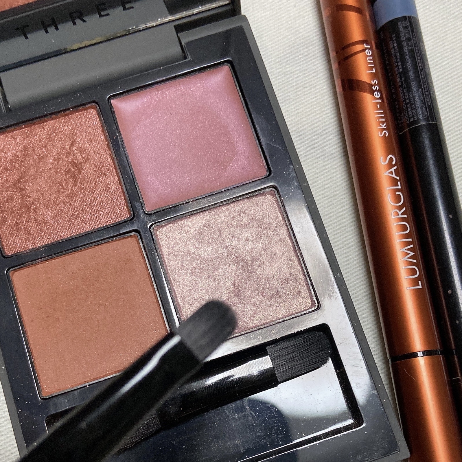 ディメンショナルビジョンアイパレット/THREE/アイシャドウパレットを使ったクチコミ（2枚目）