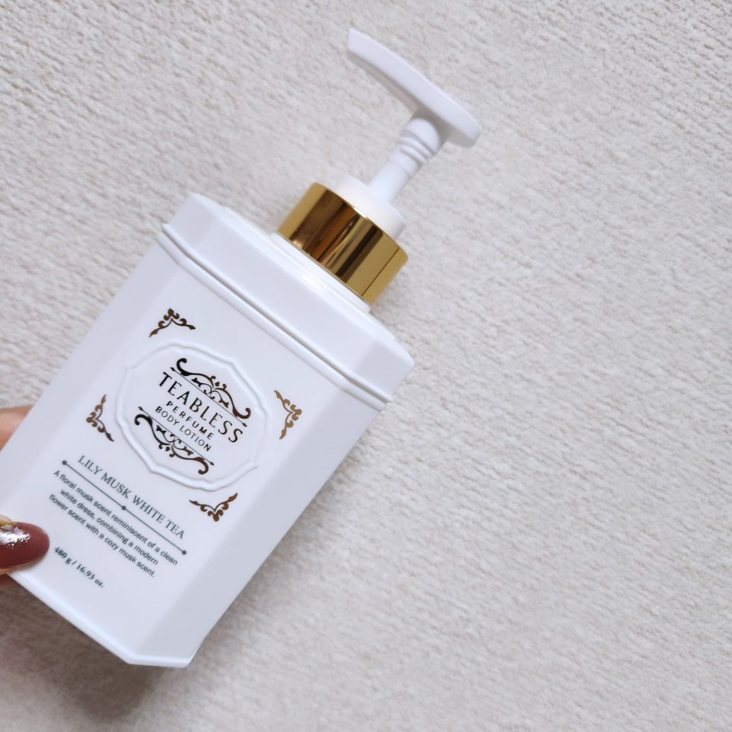パフュームボディローション リリィムスクホワイトティー/TEABLESS/ボディローションを使ったクチコミ(3枚目)