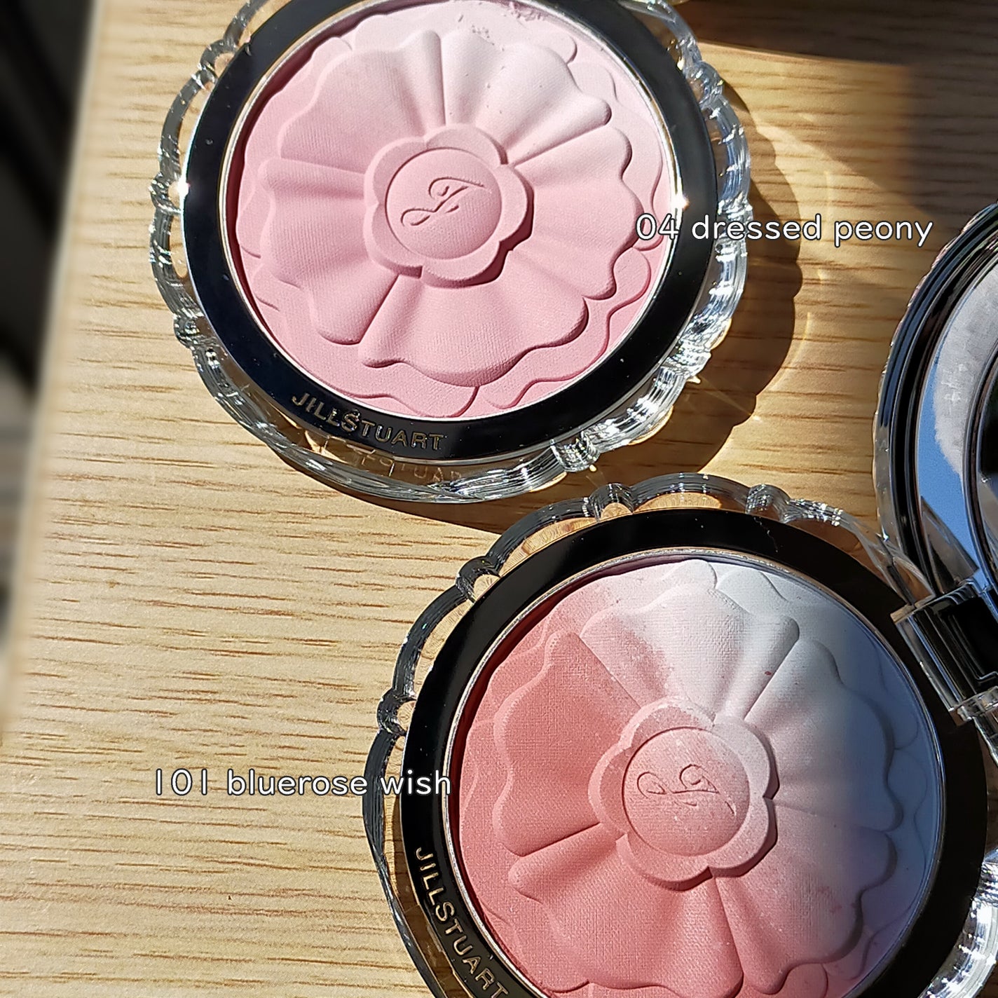 ジルスチュアート パステルペタル ブラッシュ/JILL STUART/パウダーチークを使ったクチコミ(3枚目)