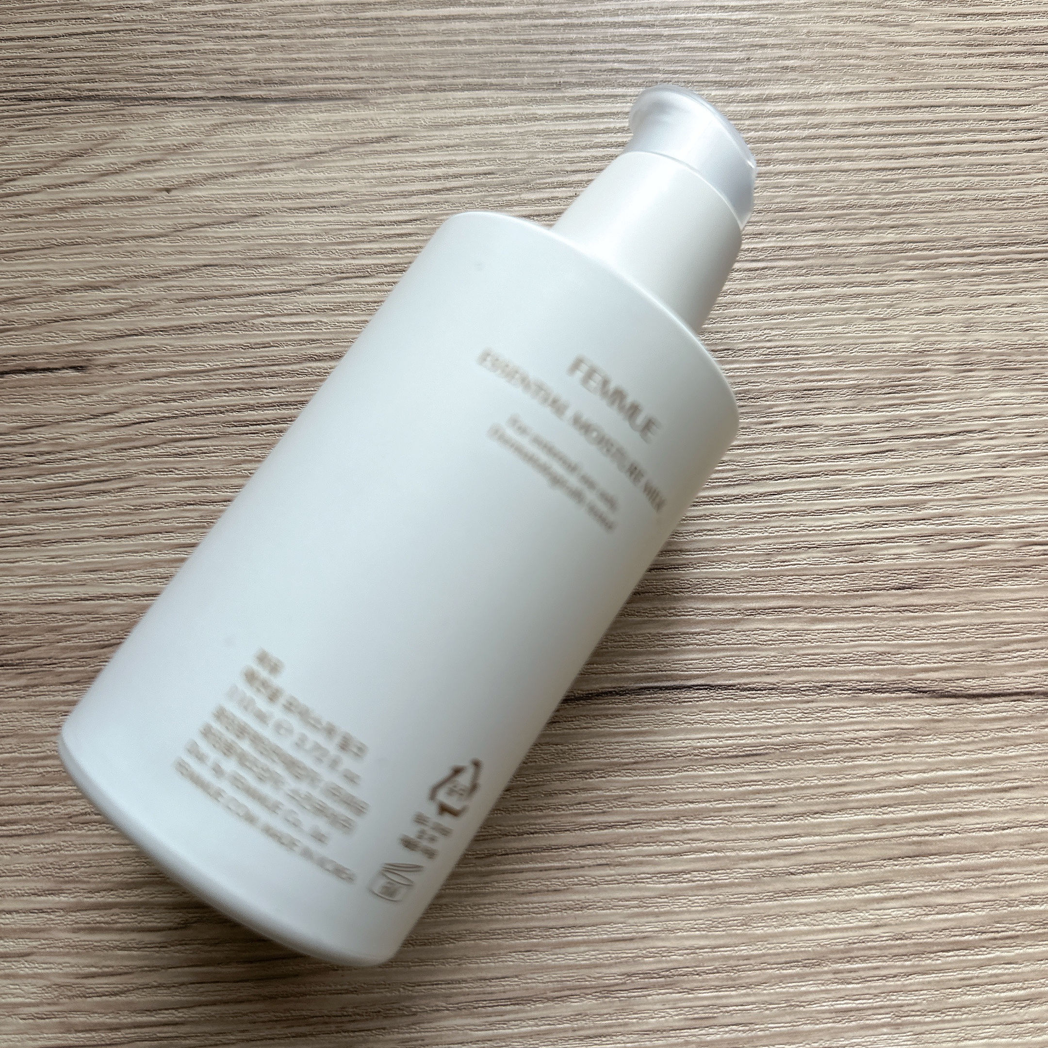 エッセンシャル モイスチャーミルク/FEMMUE/乳液を使ったクチコミ（2枚目）