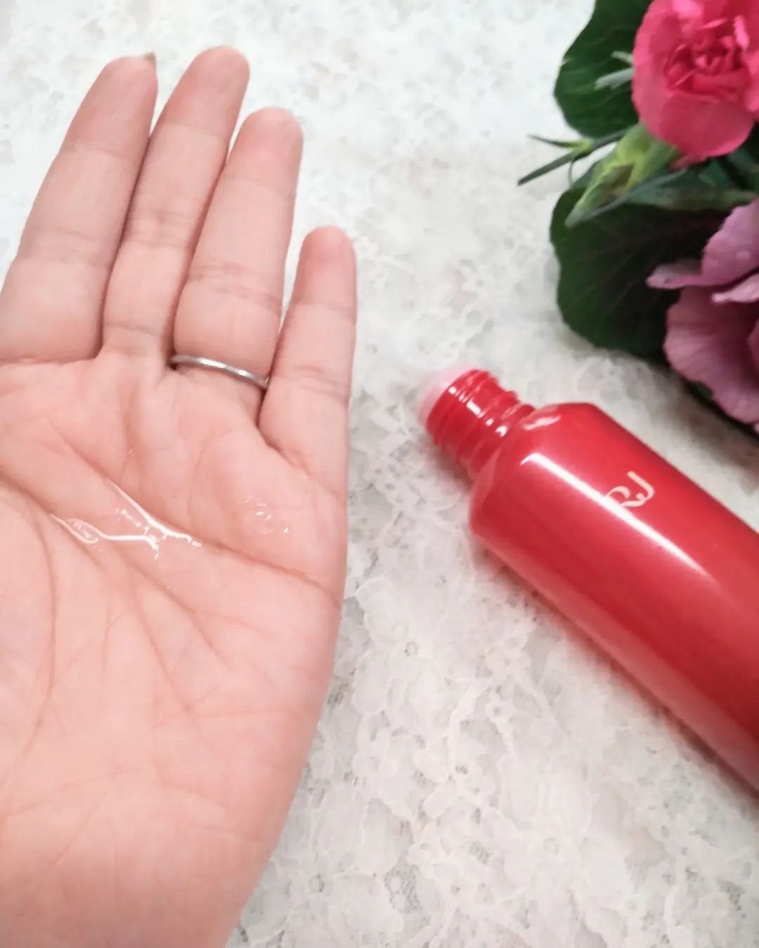 薬用 RJ地肌ケア エッセンス /アピセラピーコスメティクス/頭皮ローションを使ったクチコミ(3枚目)