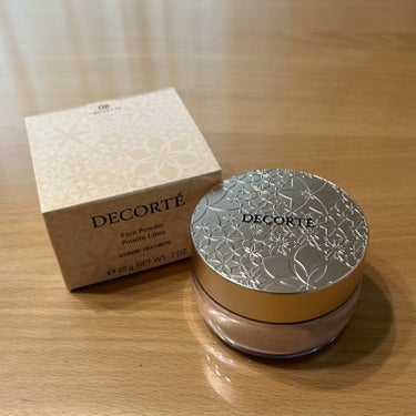 DECORTÉ フェイスパウダーのクチコミ「ついにこちらも買いました！
憧れのデコルテフェイスパウダー！

ツヤのある肌が好みなので
80.....」（1枚目）