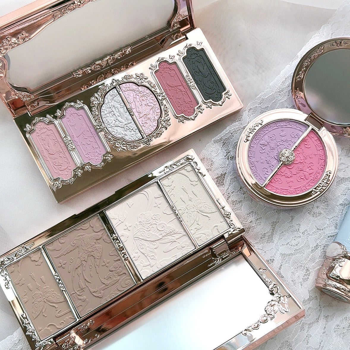 胡蝶雲肩ブラッシュデュオ<チークカラー> /FlowerKnows/パウダーチークを使ったクチコミ(2枚目)